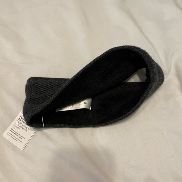 lululemon ear warmer - Picture 2 of 3